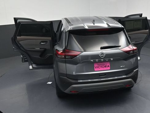 Used 2023 Nissan Rogue SV FWD image 22