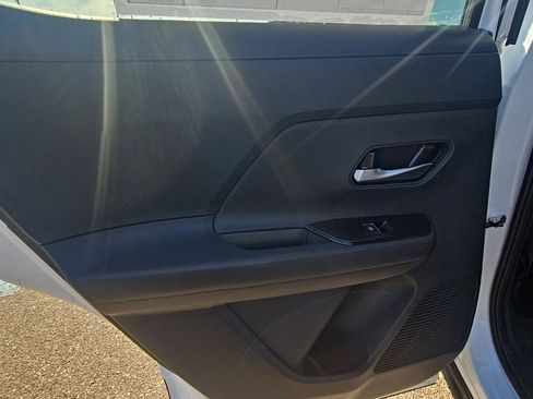 New 2026 Nissan Kicks SR w/ SR Premium Package image 29