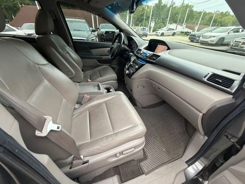 Used 2012 Honda Odyssey Touring image 12