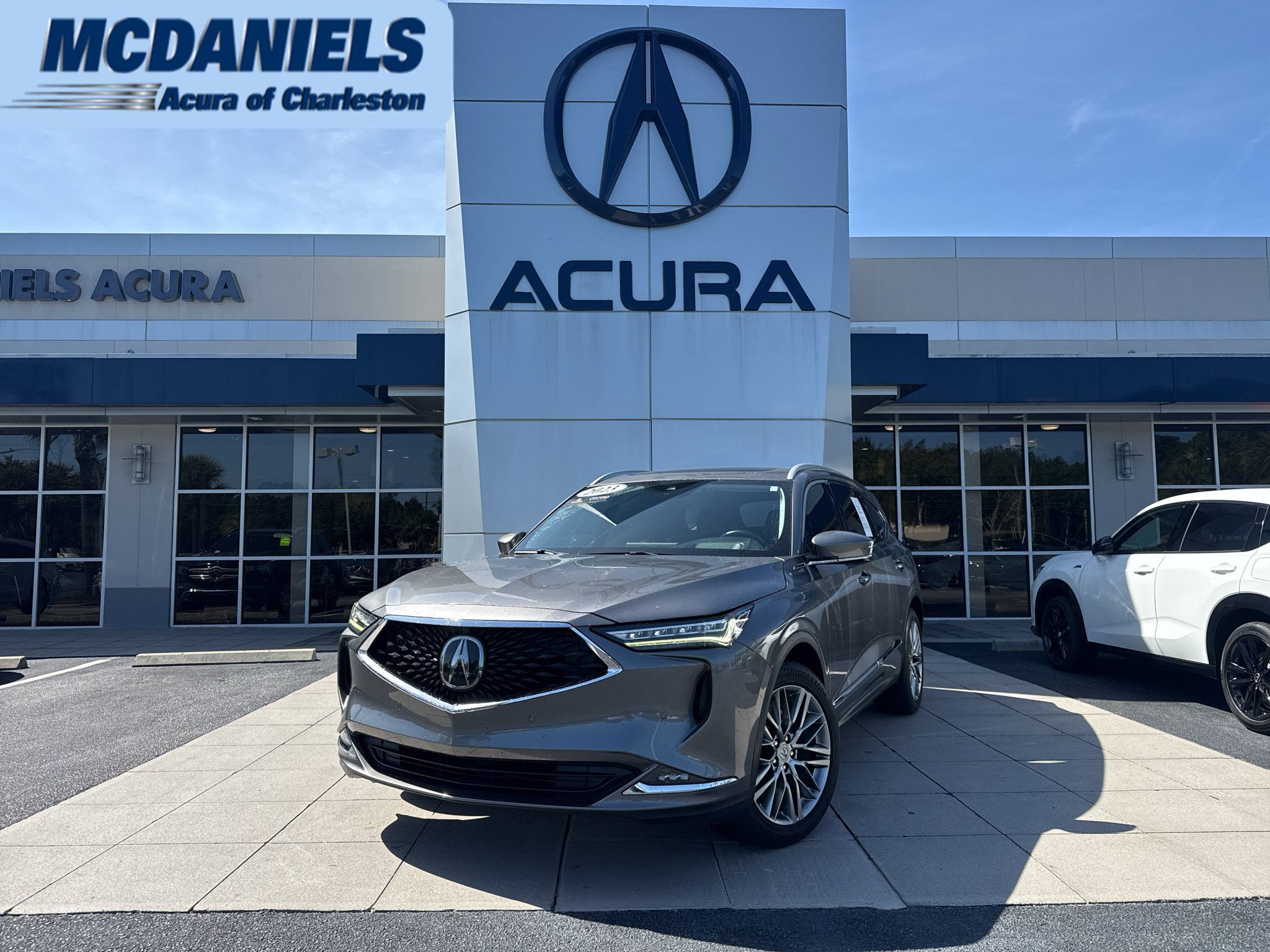 Certified 2023 Acura MDX w/ Advance Package AWD/4WD image 1