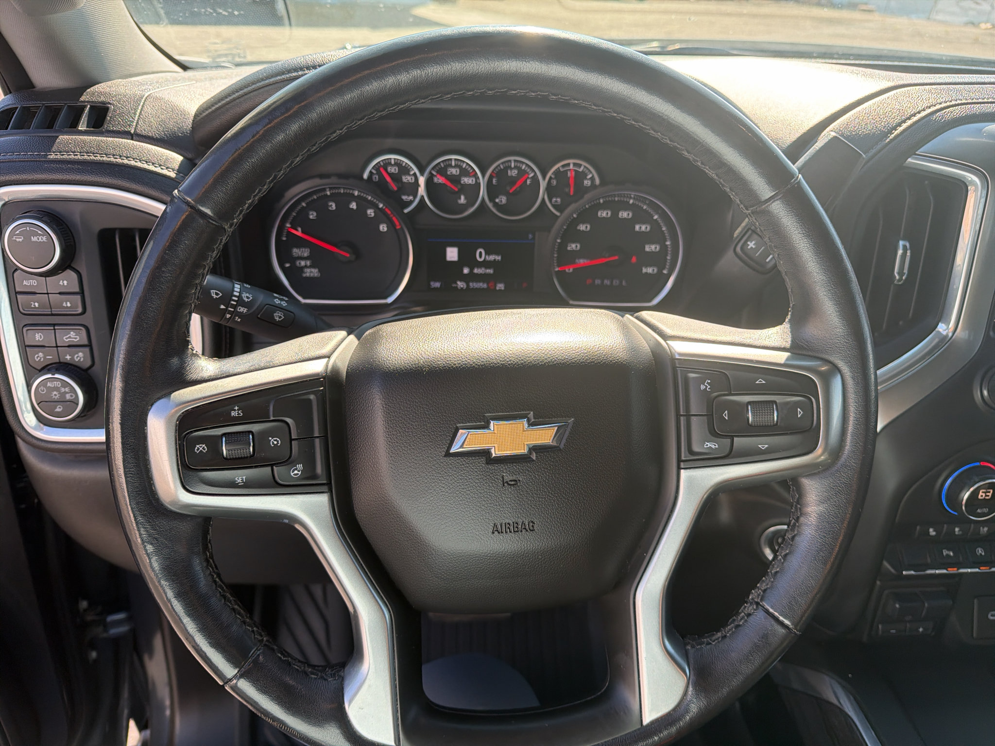 Used 2021 Chevrolet Silverado 1500 LTZ AWD/4WD image 16