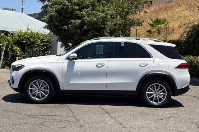 Used 2024 Mercedes-Benz GLE 450e 4MATIC image 7