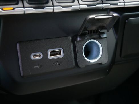 Used 2021 GMC Sierra 1500 Elevation AWD/4WD image 27