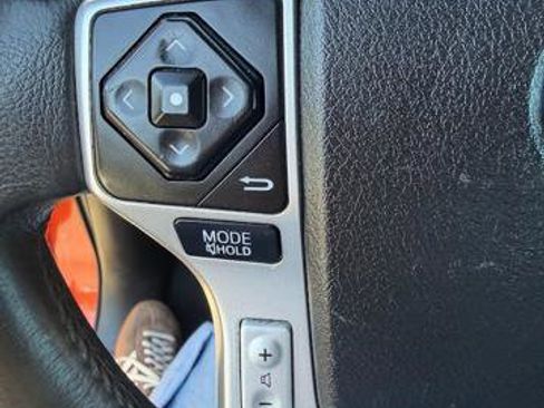 Used 2017 Toyota Tundra Limited image 19