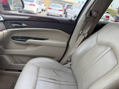 Used 2016 Cadillac SRX Luxury w/ Trailering Package FWD image 15