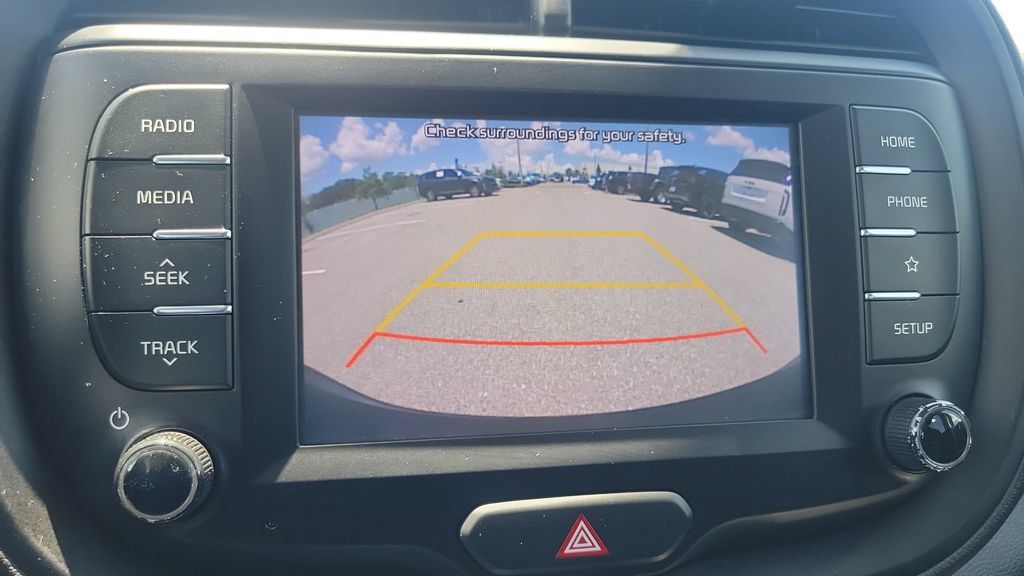 Used 2020 Kia Soul S FWD image 17