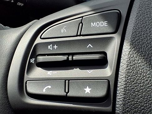 New 2026 Hyundai Venue SEL FWD image 21
