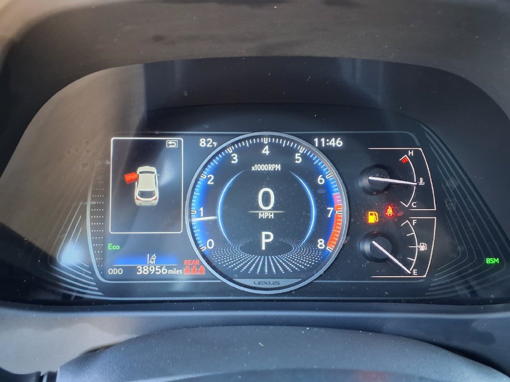 Used 2022 Lexus UX 200 w/ Accessory Package (Z1) FWD image 20