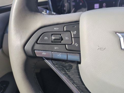 Used 2023 Cadillac XT6 Premium Luxury w/ Technology Package image 13