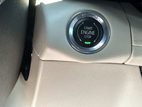 Used 2021 Buick Envision Avenir FWD image 16