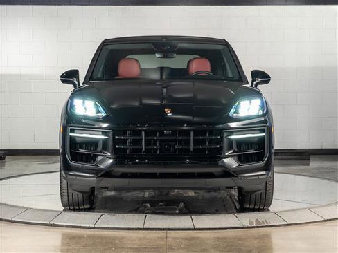 Certified 2026 Porsche Cayenne Coupe AWD/4WD image 6