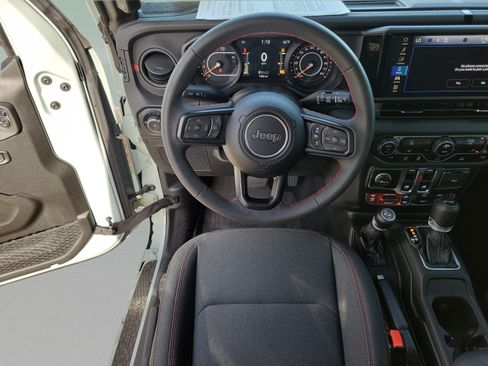 Certified 2024 Jeep Wrangler Rubicon AWD/4WD image 7