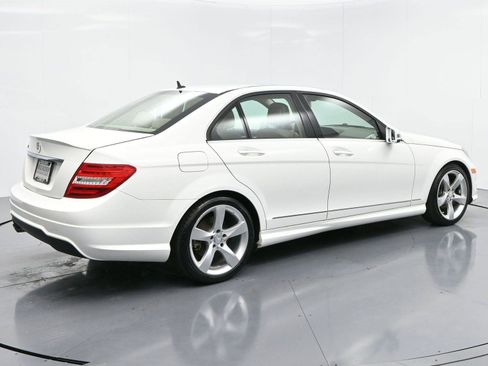 Used 2014 Mercedes-Benz C 250 Luxury image 7
