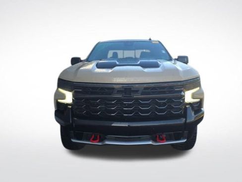 Used 2022 Chevrolet Silverado 1500 ZR2 w/ Technology Package image 5