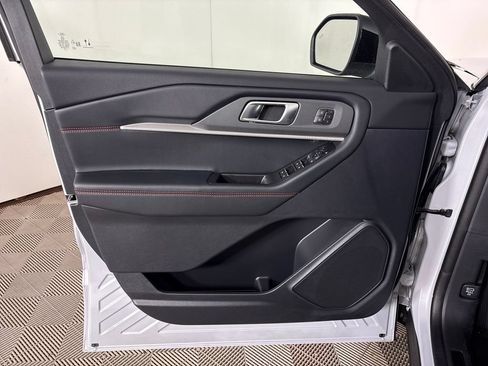 New 2026 Ford Explorer ST RWD image 17