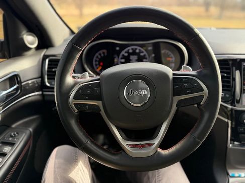 Used 2021 Jeep Grand Cherokee Trailhawk w/ Trailhawk Luxury Group image 16