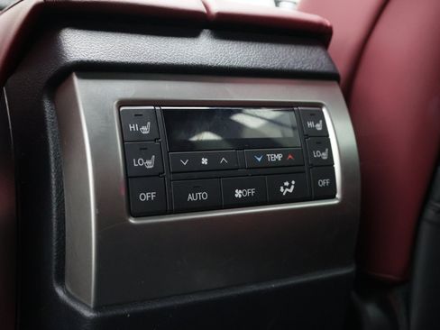 Used 2022 Lexus GX 460 Premium w/ Accessory Package AWD/4WD image 45