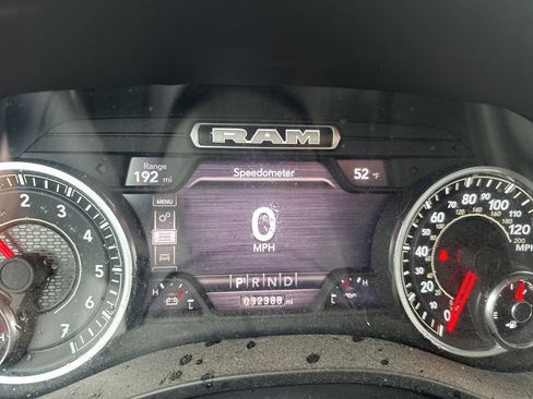 Used 2023 RAM 1500 Laramie AWD/4WD image 9