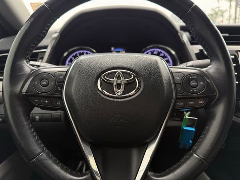 Used 2019 Toyota Camry SE image 22