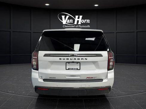 Used 2022 Chevrolet Suburban RST w/ Luxury Package AWD/4WD image 6