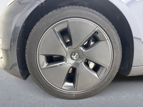 Used 2023 Tesla Model 3 Standard Range image 20