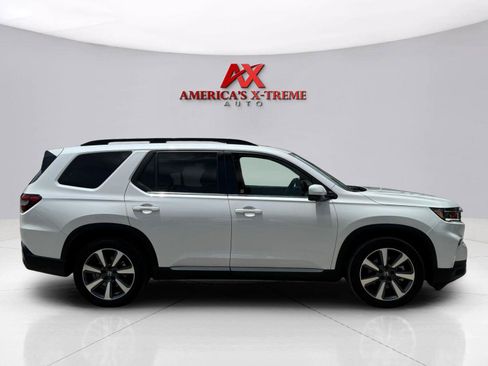 Used 2025 Honda Pilot Elite image 7
