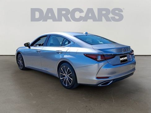 Used 2024 Lexus ES 350 w/ Premium Package image 5