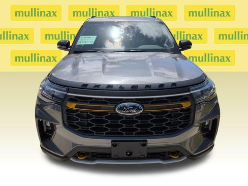 New 2026 Ford Explorer Tremor image 13