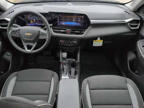 New 2026 Chevrolet TrailBlazer LT w/ Convenience Package FWD image 5