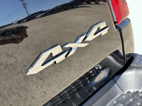 New 2026 RAM 1500 Big Horn AWD/4WD image 12