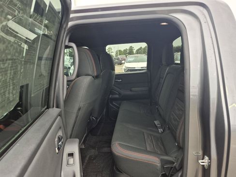 Used 2024 Nissan Frontier Pro-X w/ Technology Package RWD image 9