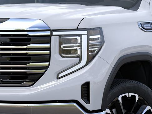 New 2026 GMC Sierra 1500 SLT w/ SLT Premium Package RWD image 10