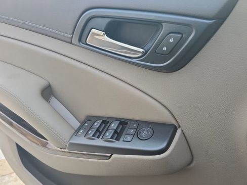 Used 2019 GMC Yukon SLT w/ Premium Edition image 24