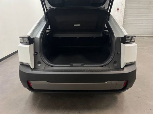 New 2026 Subaru Uncharted AWD image 23