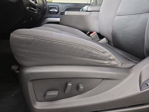 Used 2018 Chevrolet Silverado 1500 LT w/ All Star Edition image 30