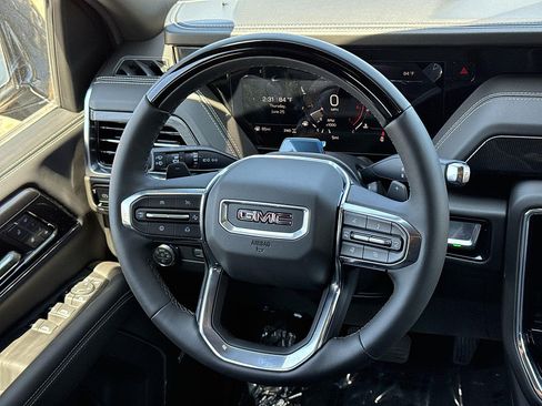 New 2026 GMC Yukon XL Elevation w/ Elevation Premium Package AWD/4WD image 8