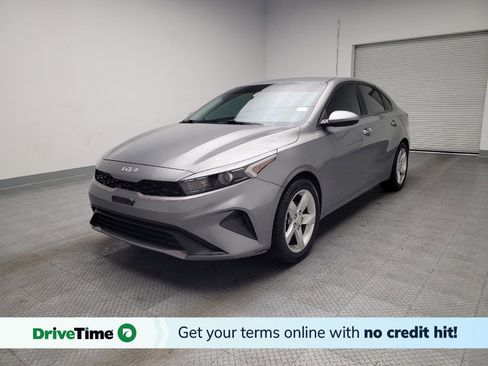 Used 2022 Kia Forte LXS FWD image 1