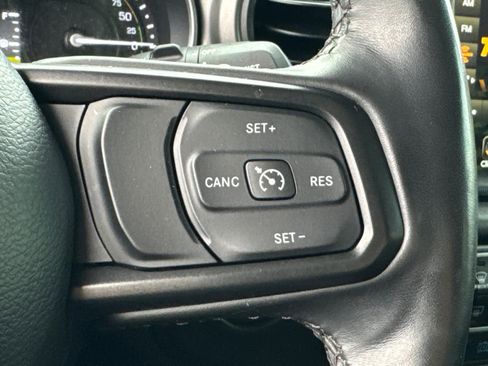 Used 2023 Jeep Wrangler Unlimited w/ Cold Weather Group image 20