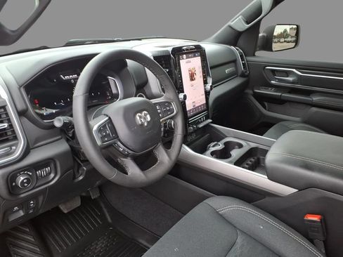 Used 2025 RAM 1500 Big Horn AWD/4WD image 18
