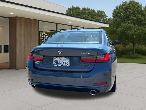 Used 2026 BMW 330i Sedan w/ Convenience Package RWD image 9