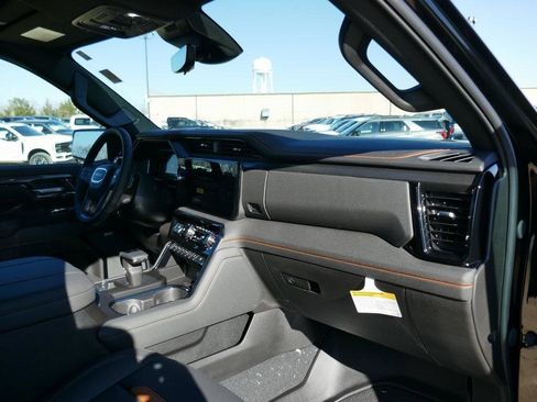 New 2026 GMC Sierra 1500 AT4 w/ AT4 Premium Package image 11