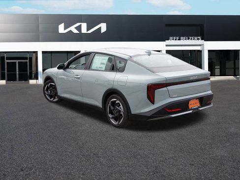 New 2025 Kia K4 EX image 5