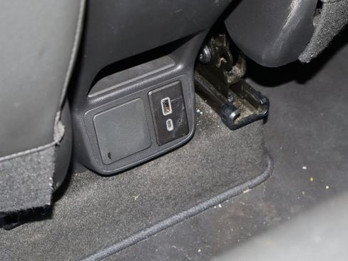 Used 2024 Buick Encore GX Sport Touring FWD image 18