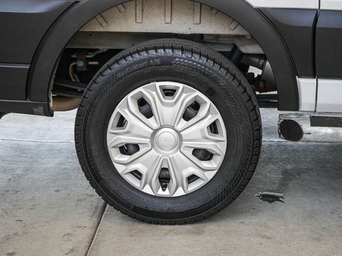Used 2025 Ford Transit 250 Low Roof w/ Exterior Upgrade Package RWD image 11