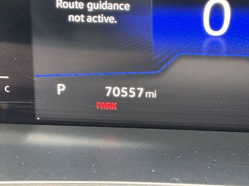 Used 2022 Volkswagen Tiguan SE R-Line image 30