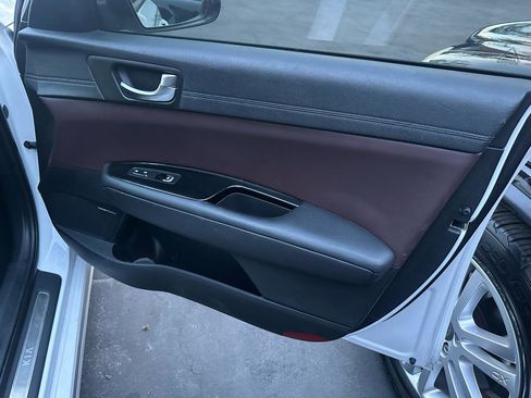 Used 2017 Kia Optima SX image 7