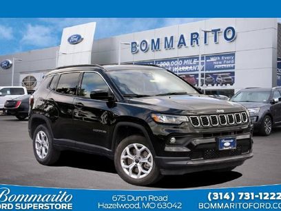 Used 2025 Jeep Compass Latitude w/ Sun & Sound Group