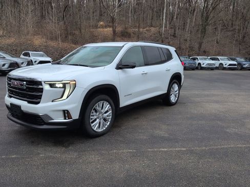 Used 2024 GMC Acadia Elevation image 10