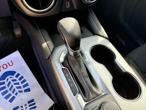 Used 2024 Chevrolet Blazer LT w/ Convenience Package image 17