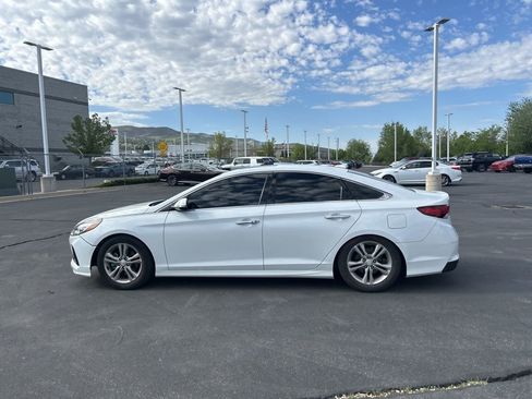 Used 2018 Hyundai Sonata Limited image 8
